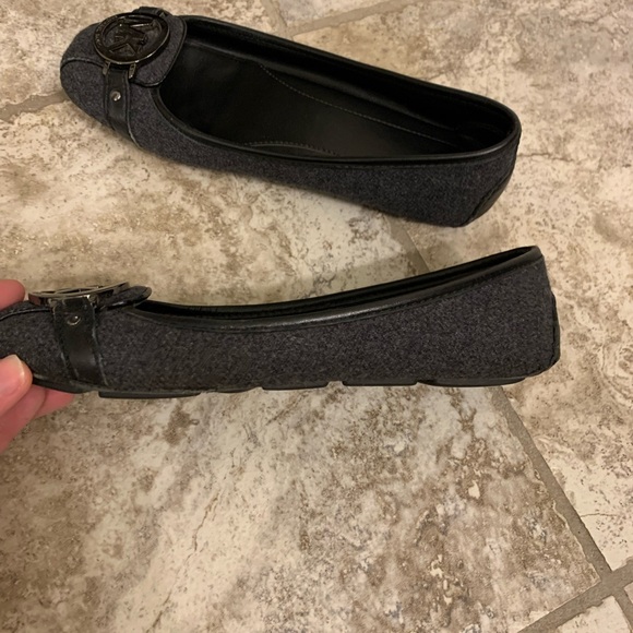 Michael Kors Flats - Picture 2 of 4
